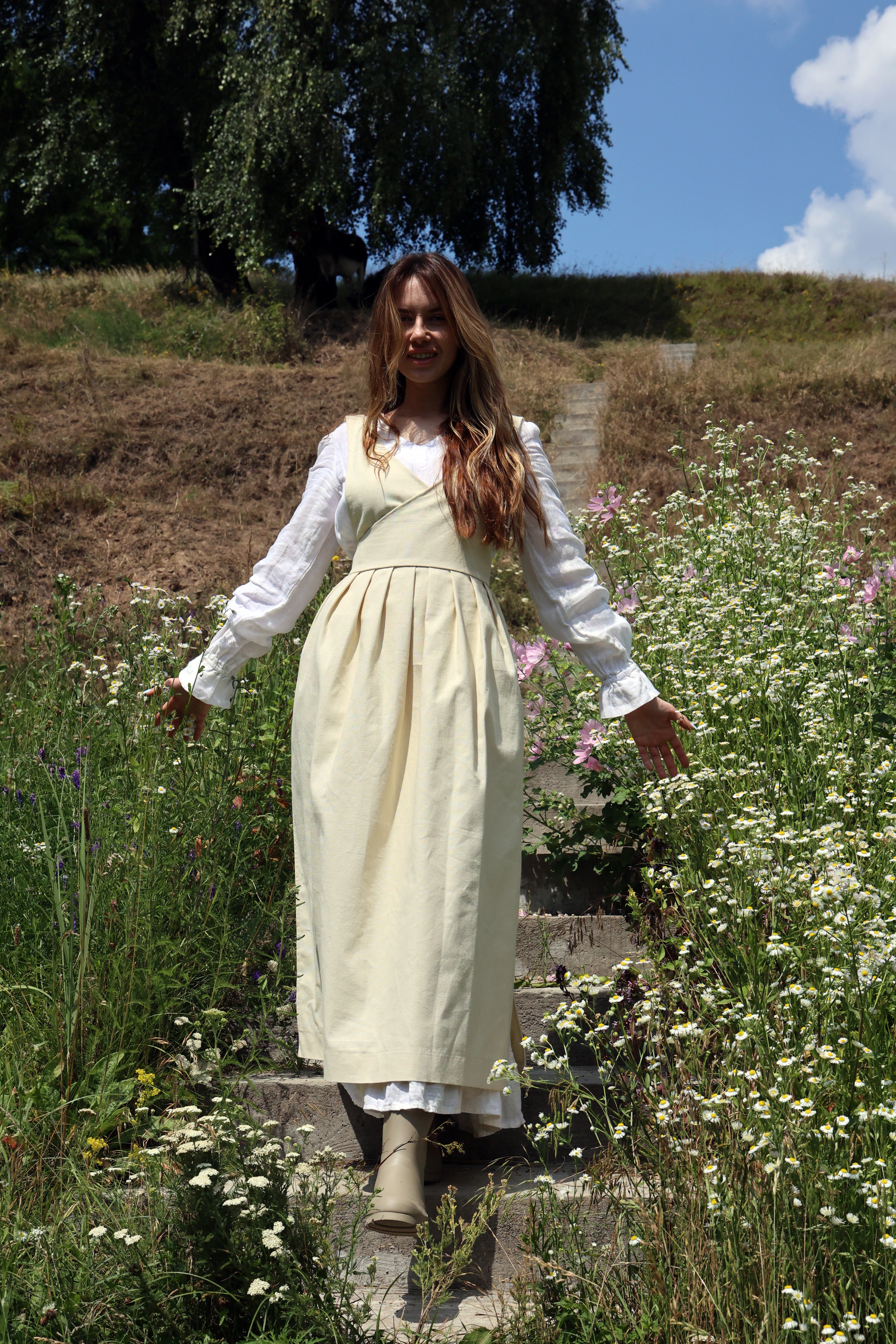 Champagne Fair Apron — Full-Skirt Cotton Pinafore