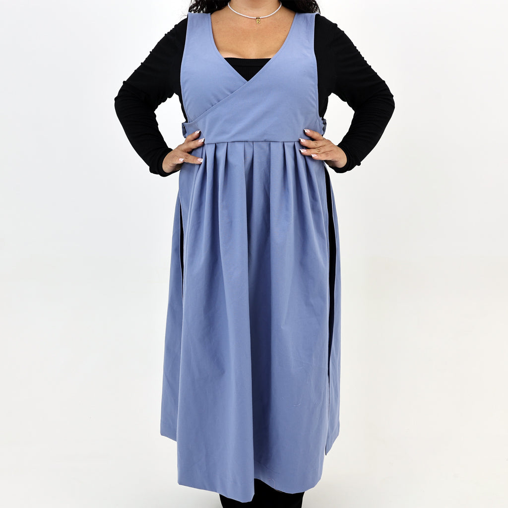 Outdoor gardening apron