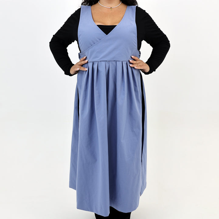 Outdoor gardening apron