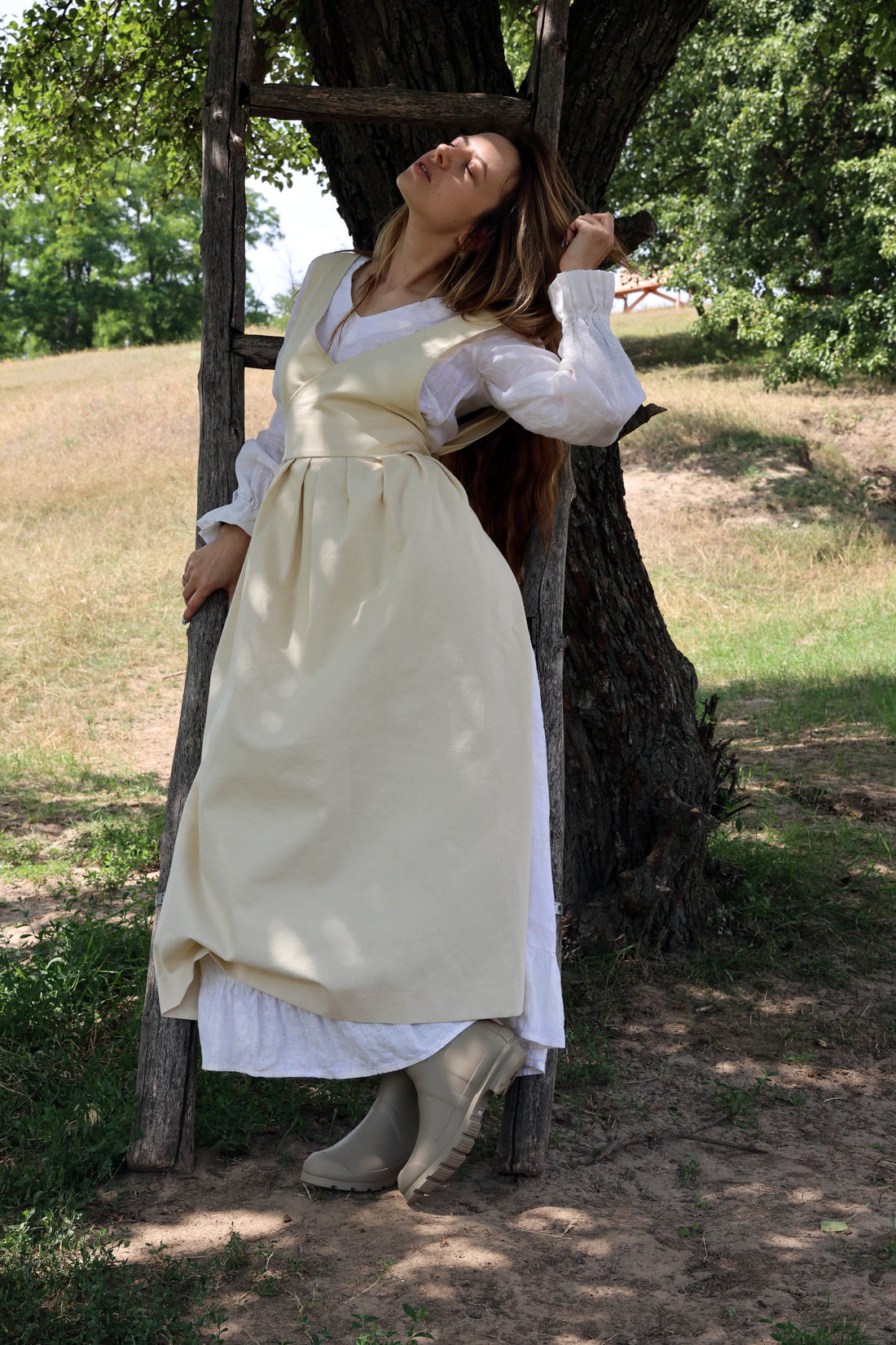 Champagne Fair Apron — Full-Skirt Cotton Pinafore