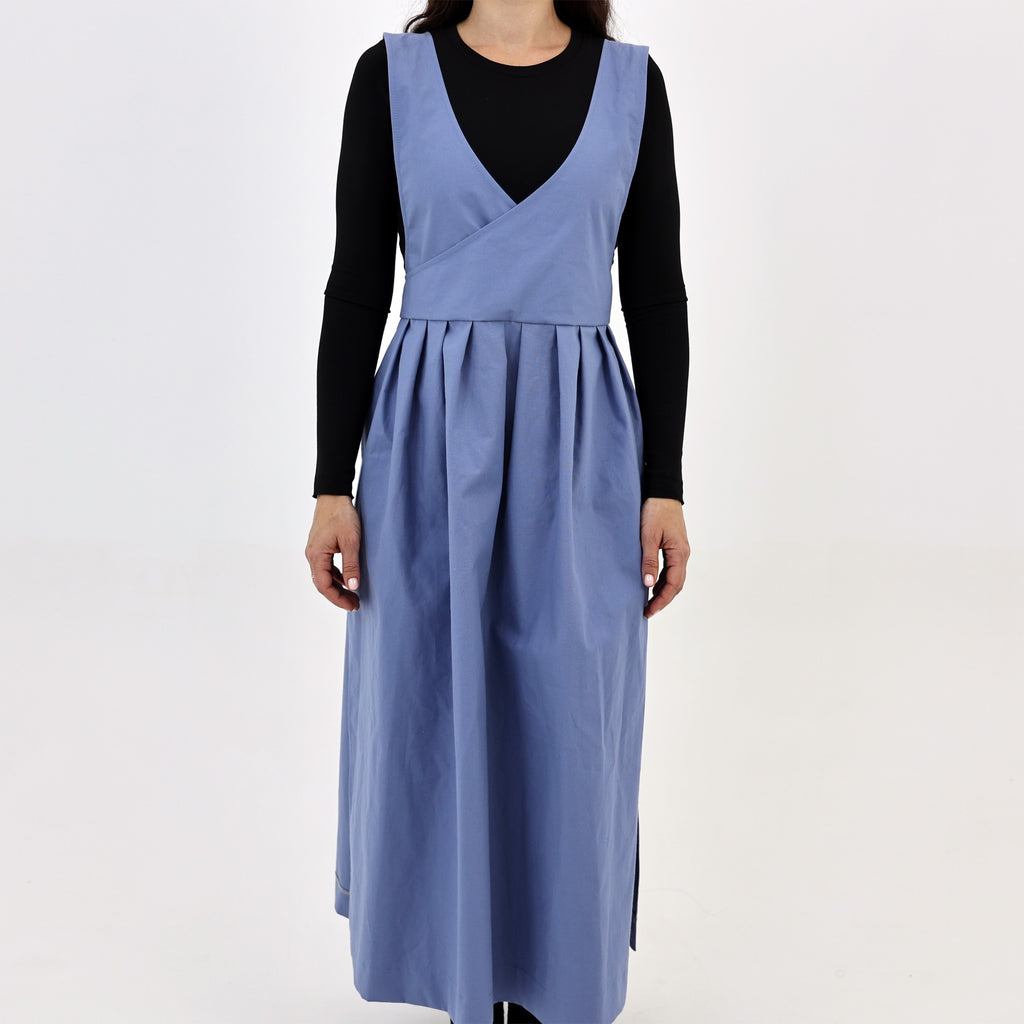 Outdoor gardening apron