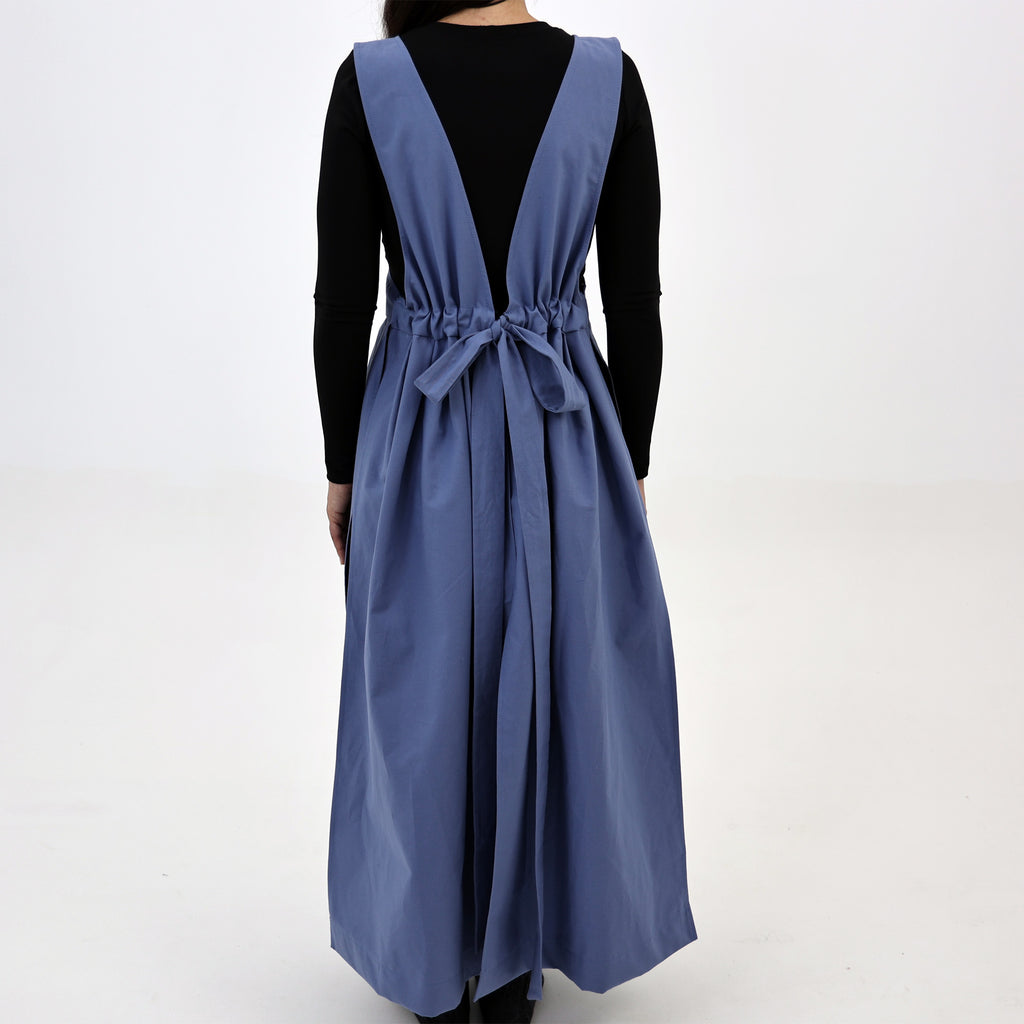 Outdoor gardening apron