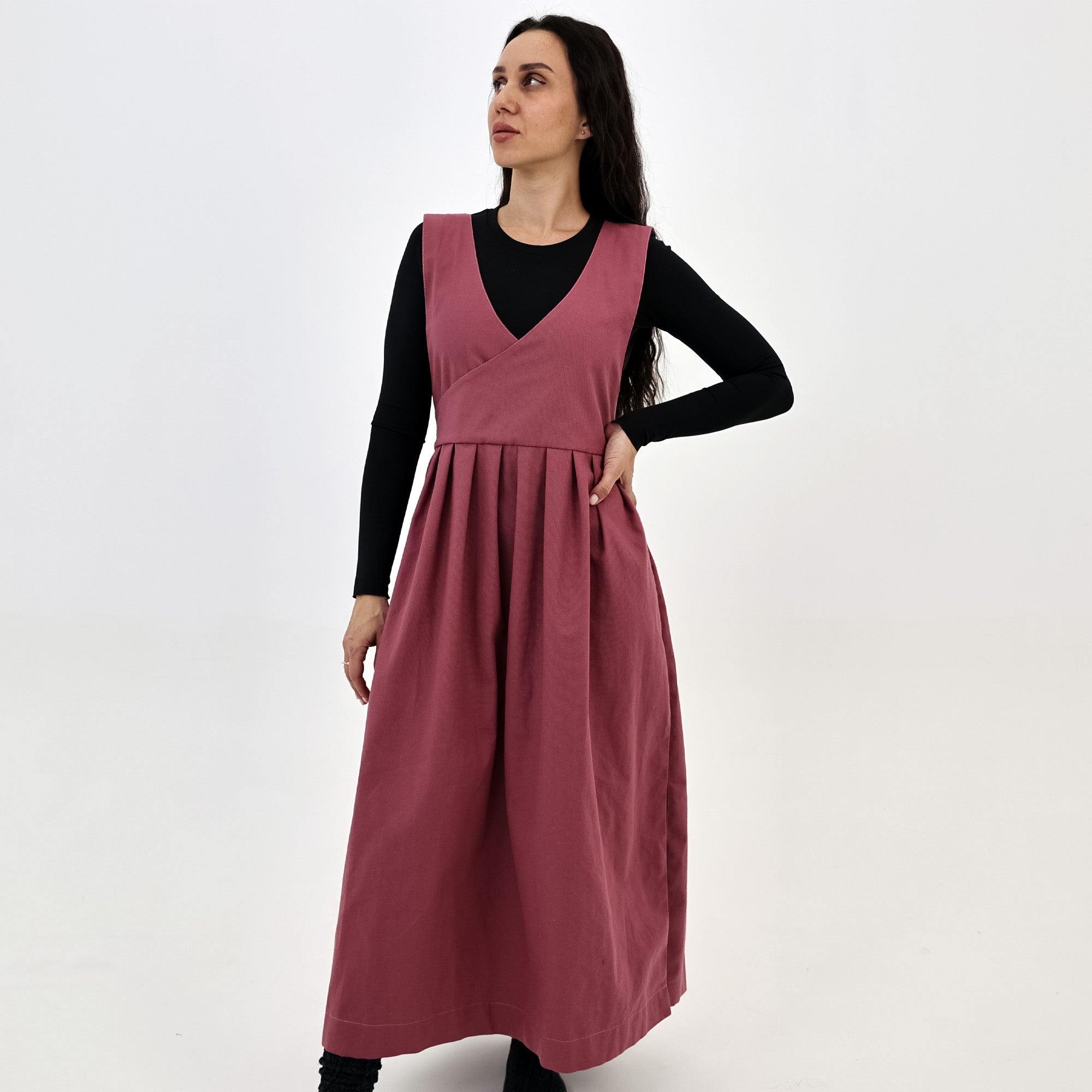 Outdoor gardening apron