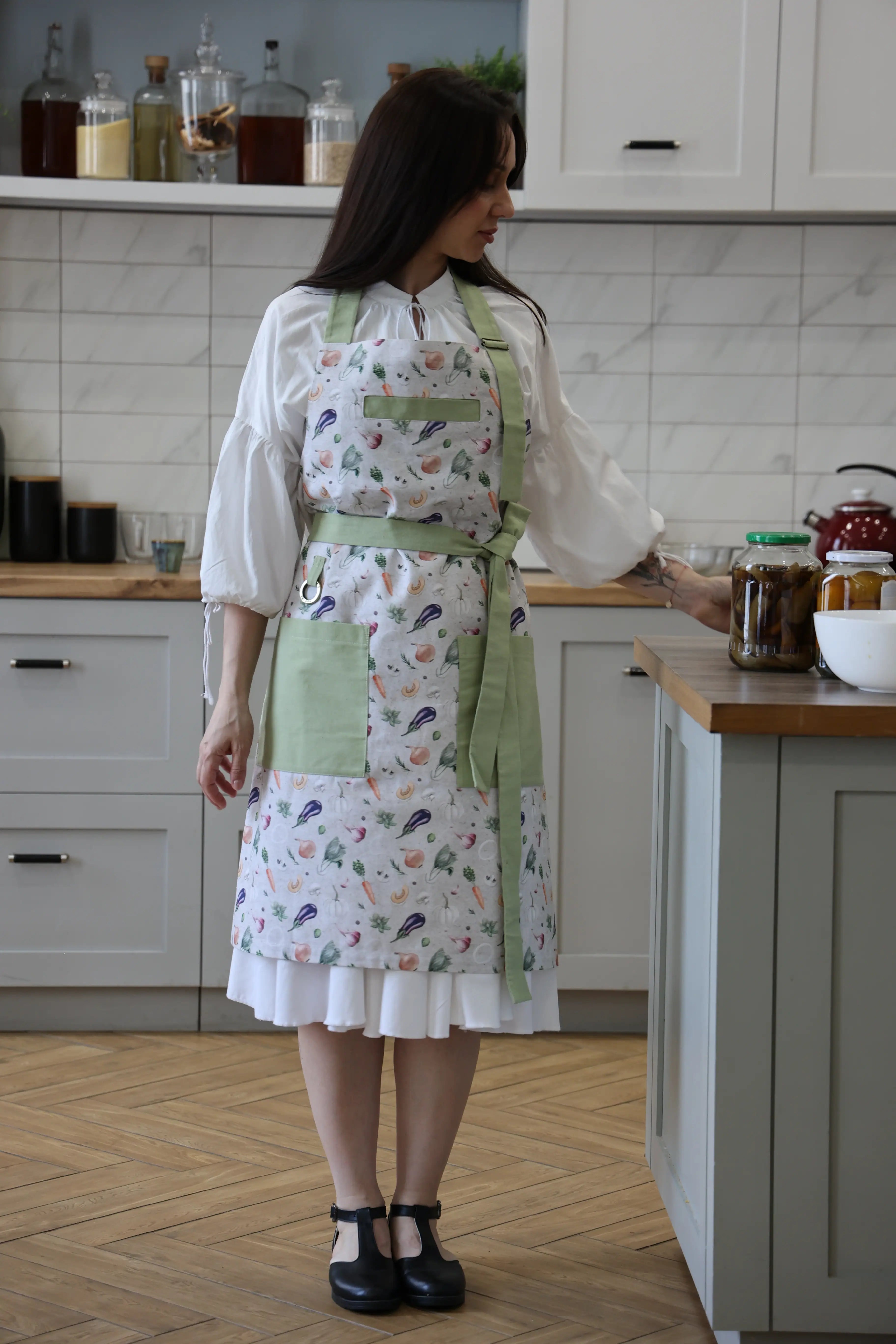 Sage Daisy Print Apron with Lace