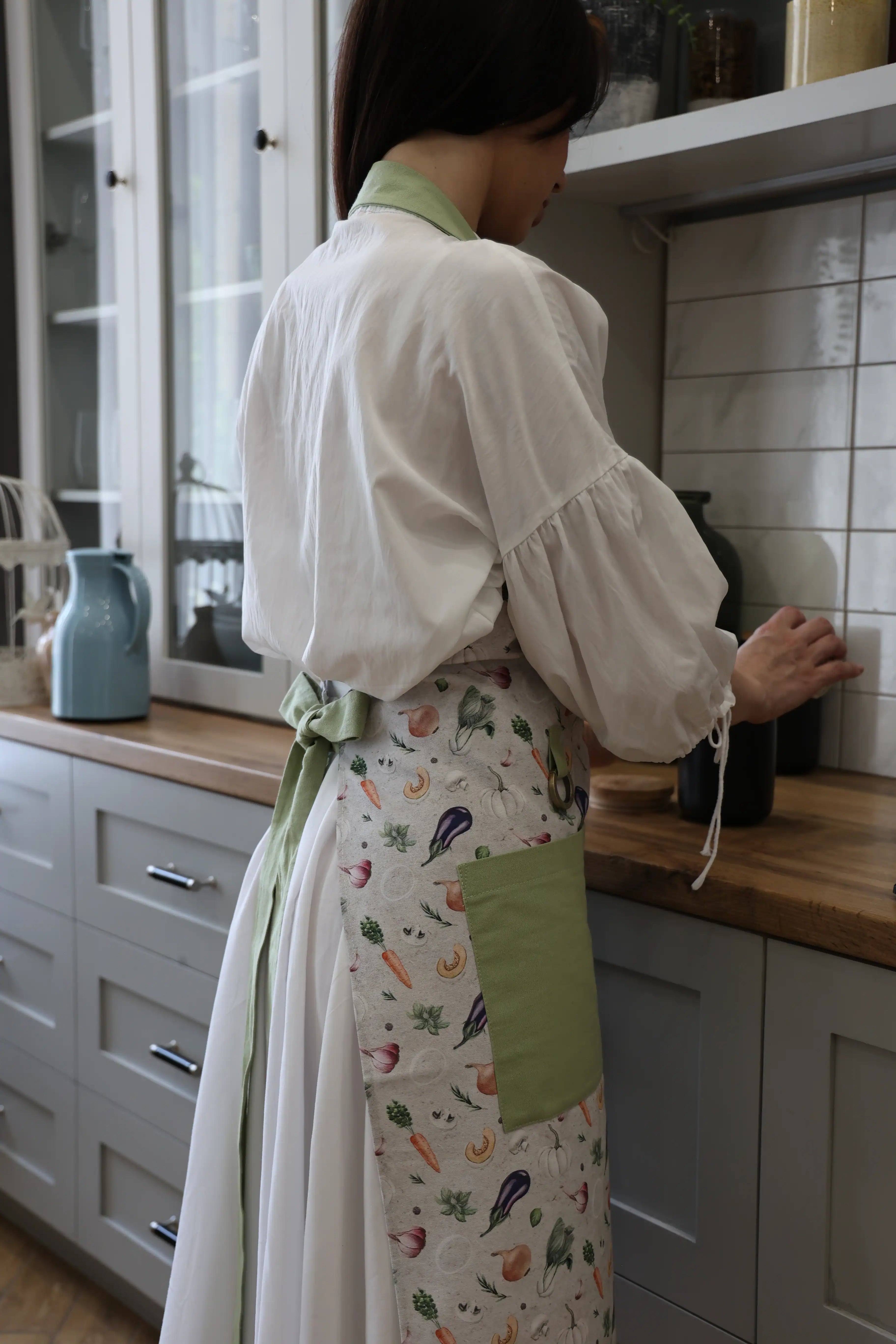 Sage Daisy Print Apron with Lace