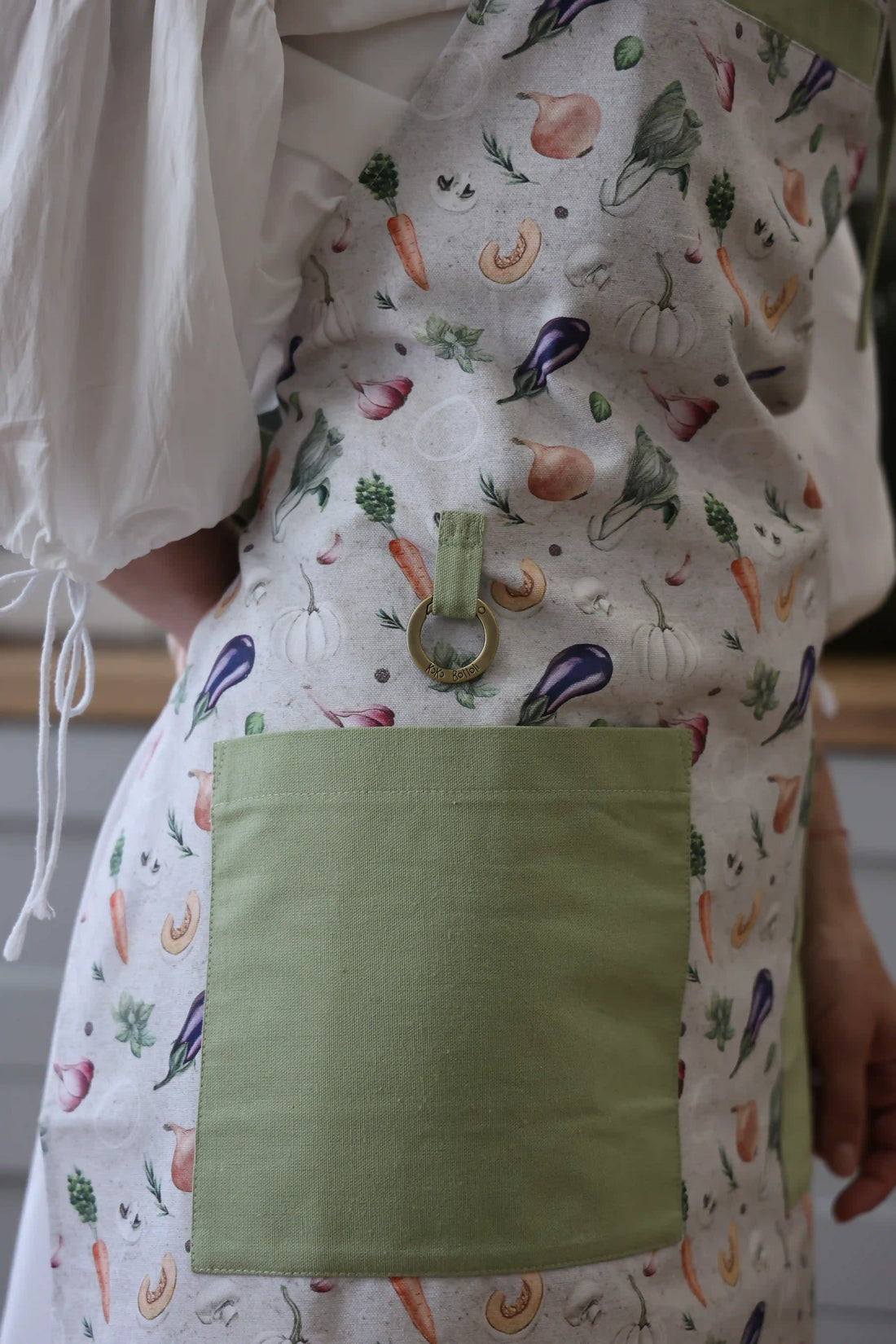 Sage Daisy Print Apron with Lace
