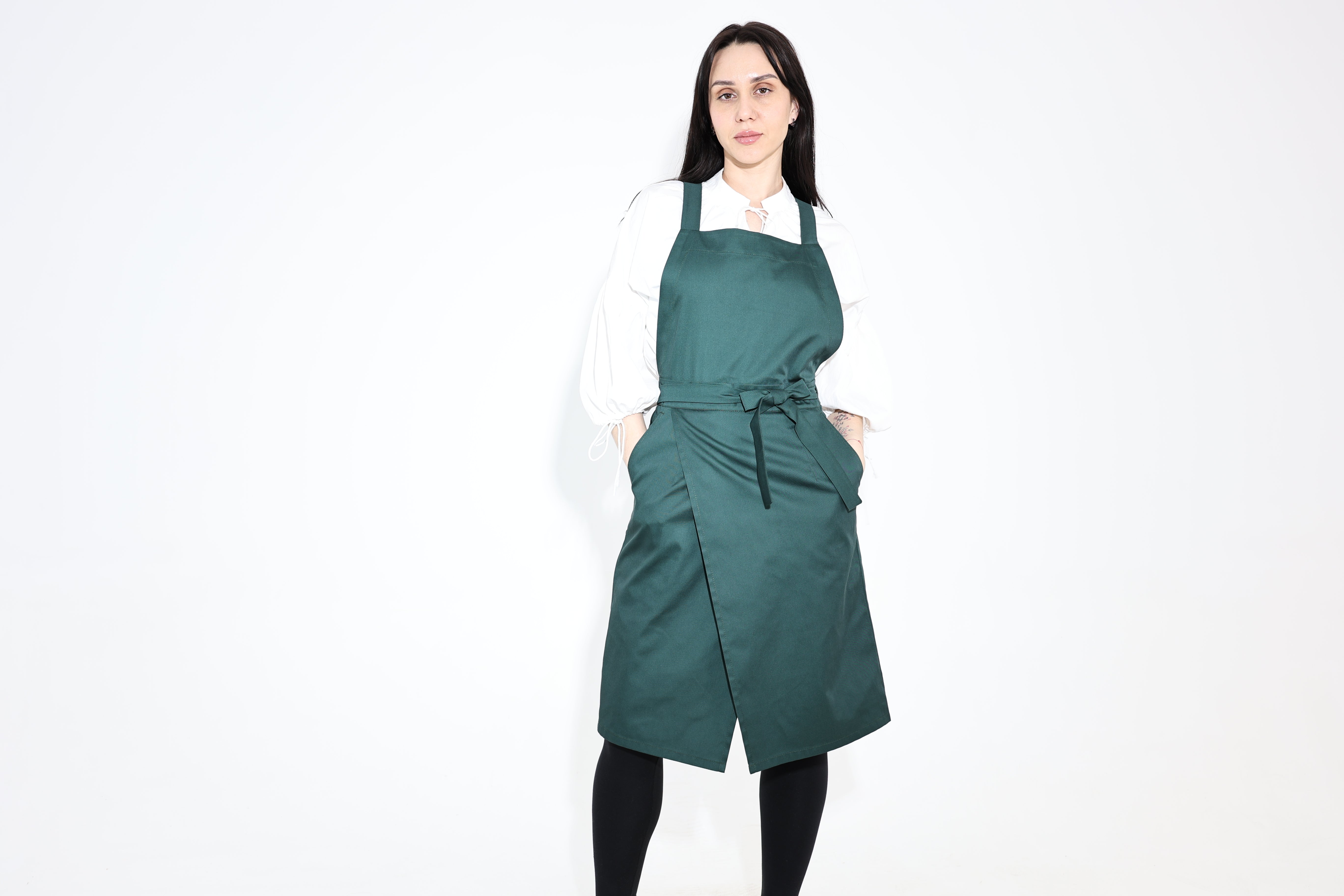 Hituka Pro Chef & Bartender Apron Emerald Green — Highly-Breathable Cross-Back Apron