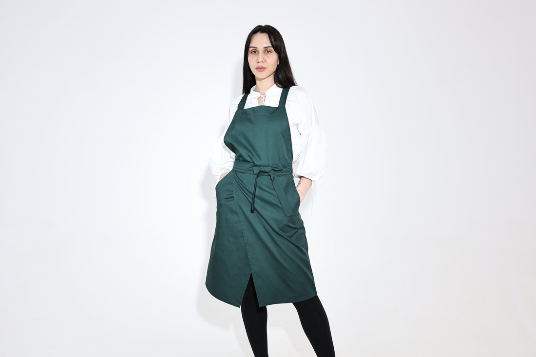 Hituka Pro Chef & Bartender Apron Emerald Green — Highly-Breathable Cross-Back Apron