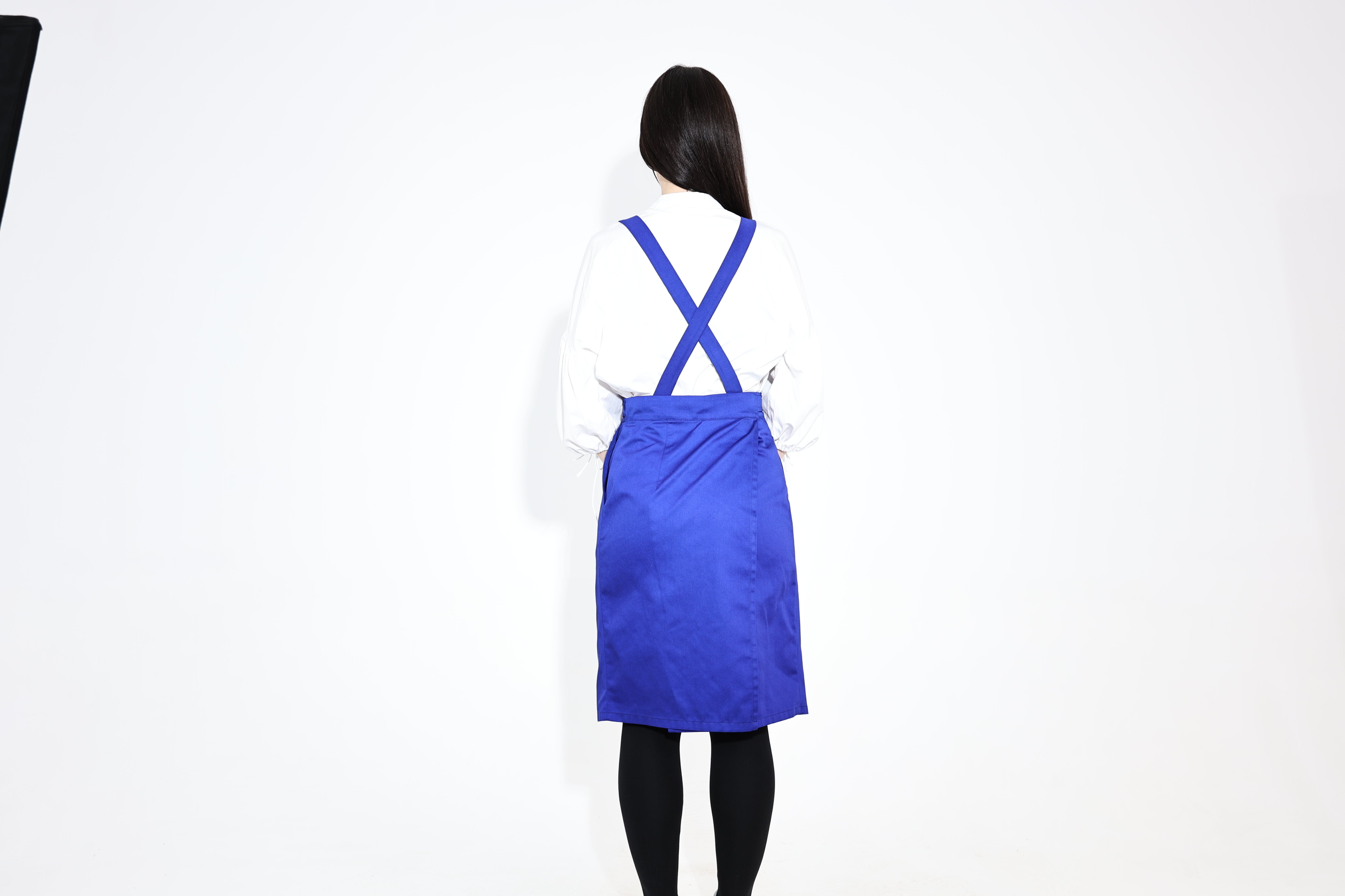 Hituka Pro Chef & Bartender Apron — Ultramarine Blue